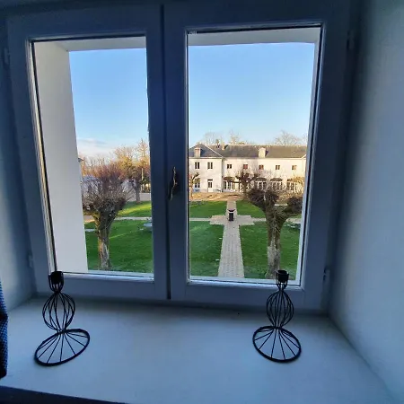Demeures De Campagne Domaine De - Paris Val-d'oise 4*