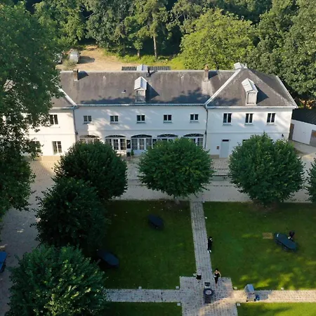 Demeures De Campagne Domaine De - Paris Val-d'oise 4*